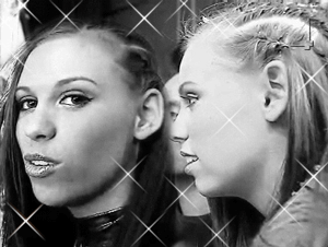 sarahair7.gif